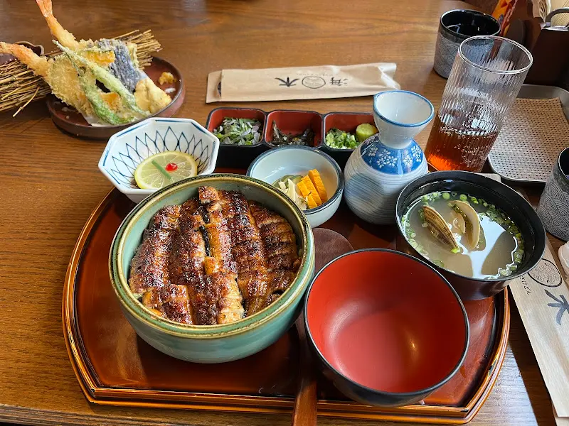 히츠마부시와 곁들임 메뉴