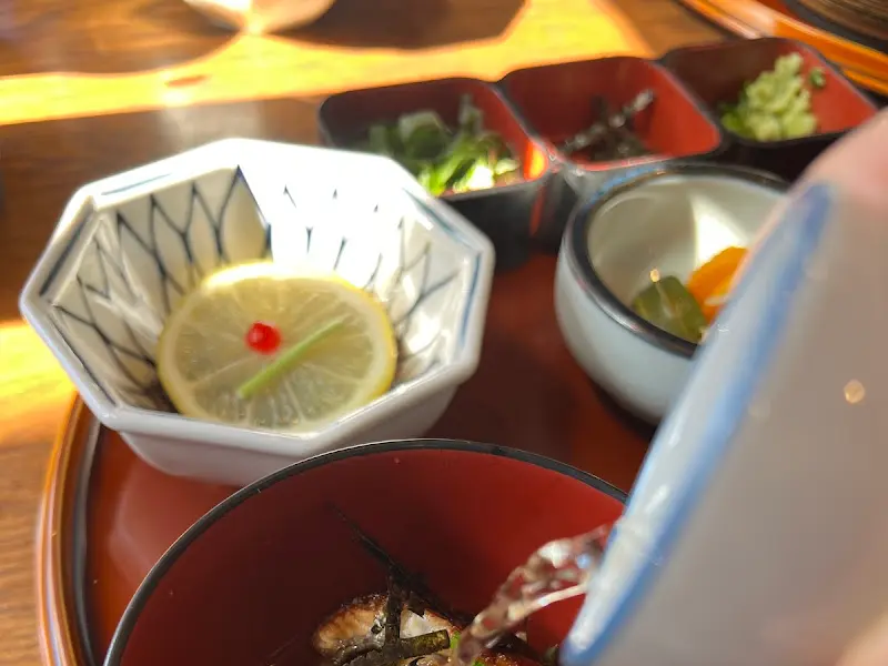 육수를 부은 히츠마부시