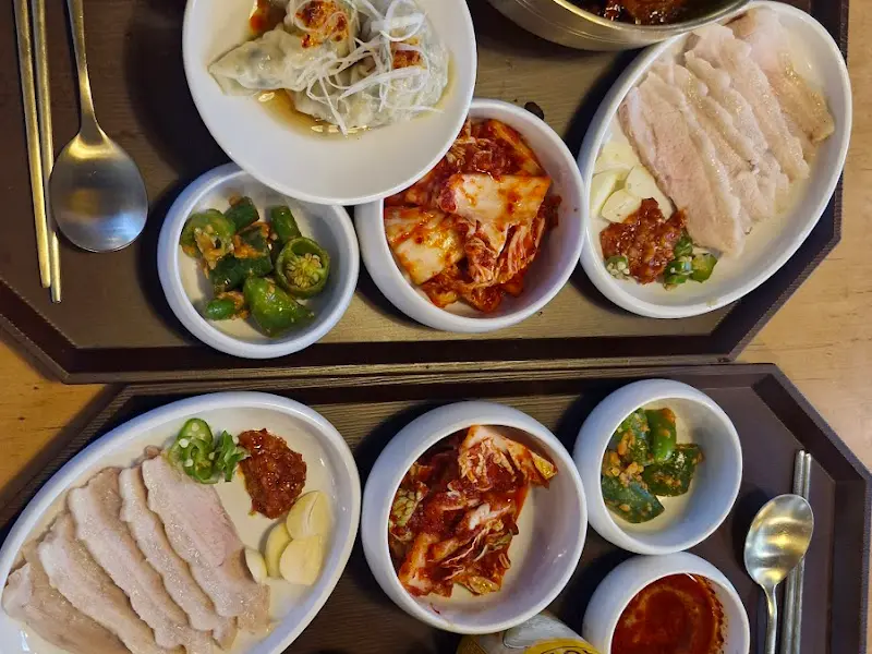 정갈하게 차려진 한 상 차림