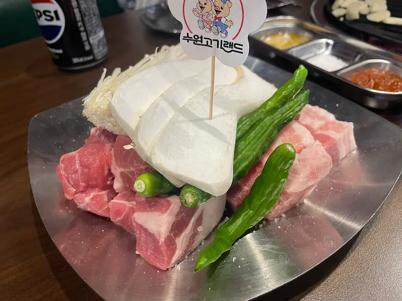 쏘삼 208의 삼겹살 세트