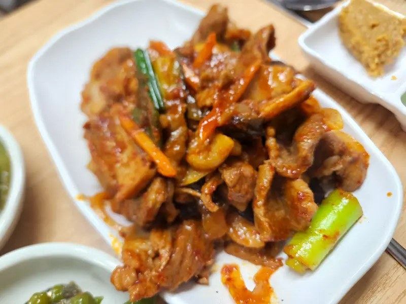 제육볶음 근접샷