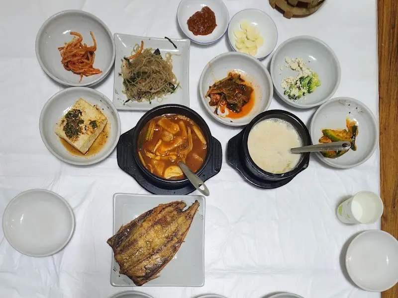 푸짐한 한 상 차림 항공샷