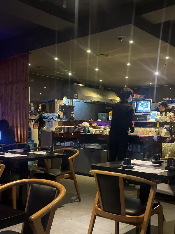 대담히 신월성점의 주방 내부