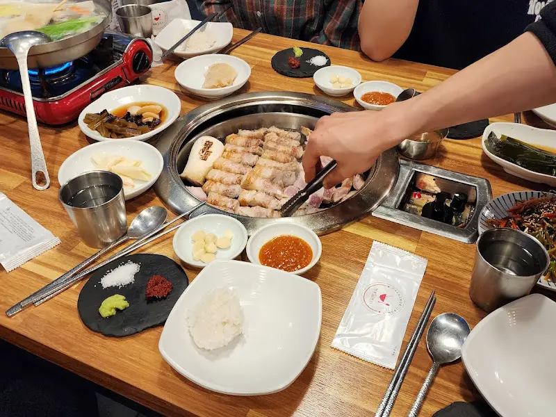 삼겹살 한 상 차림