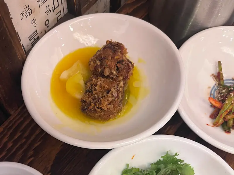 맛깔스러운 반찬들