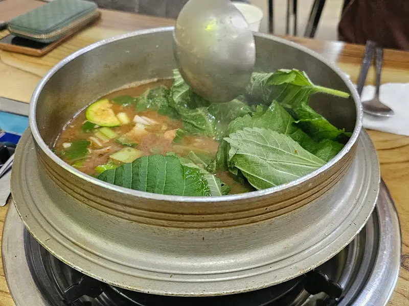 한 숟갈 크게 떠서