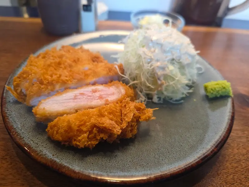 콘반 돈카츠 단면