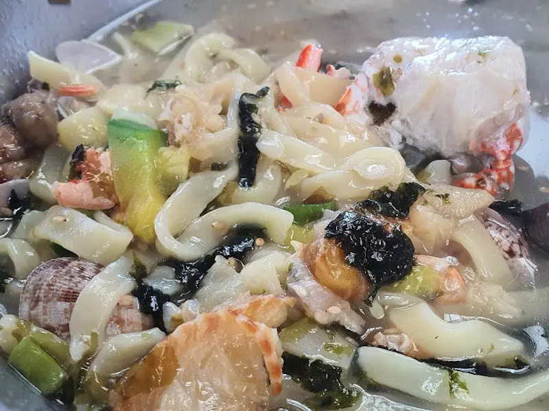 해물칼국수 건더기