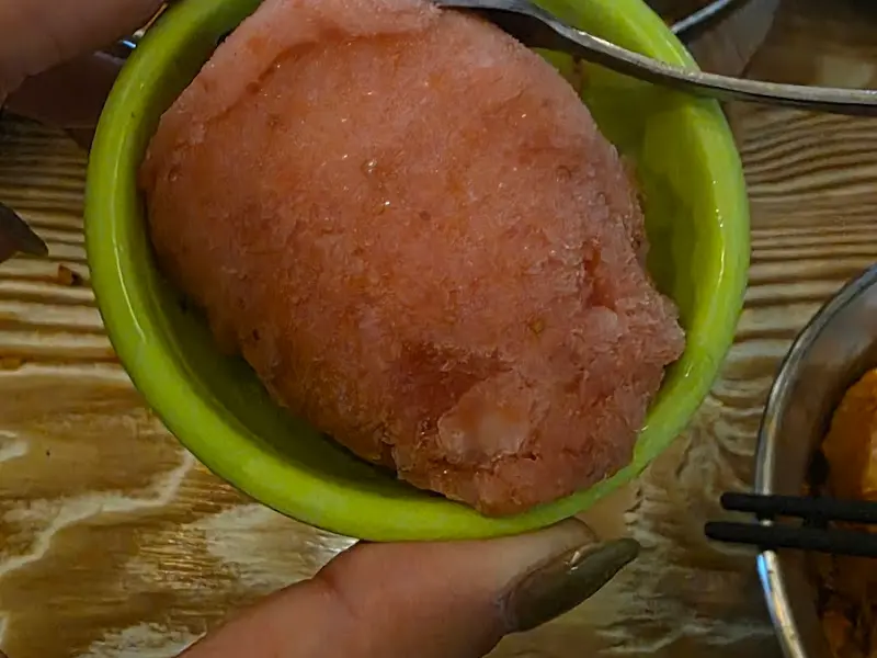 사장님의 정성이 느껴지는 수제 딸기 샤베트