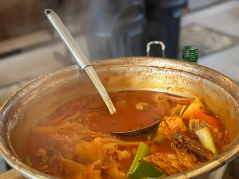 푸짐한 양을 자랑하는 닭도리탕