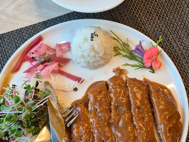 먹음직스러운 돈가스 단면