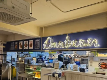 석촌호수 힙스터들의 성지, 다운타우너에서 맛보는 잠실 수제버거 맛집 랩소디