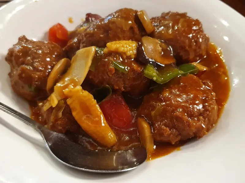 윤기가 흐르는 가지완자튀김