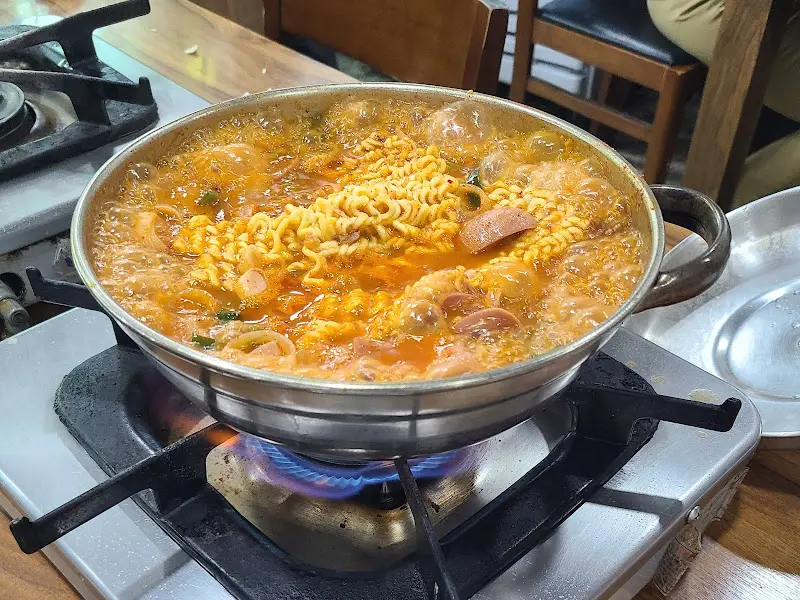 부대찌개