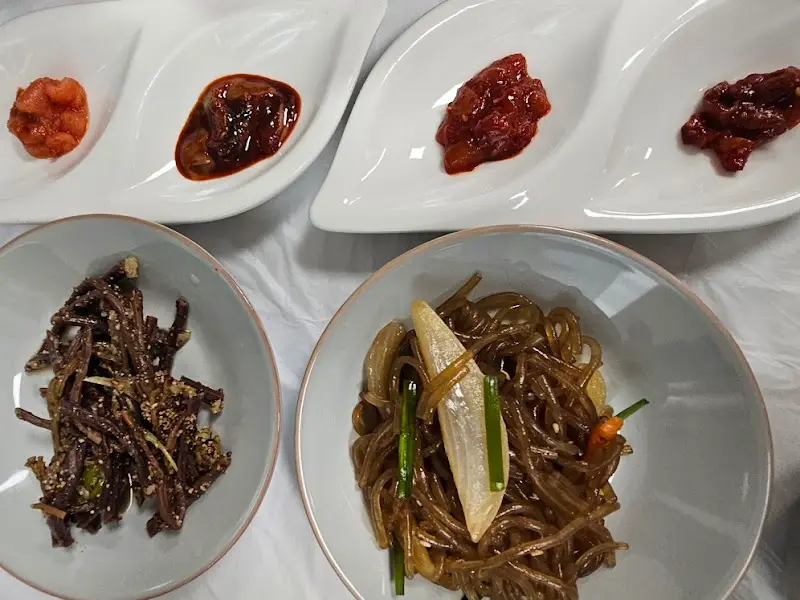 다채로운 젓갈 반찬