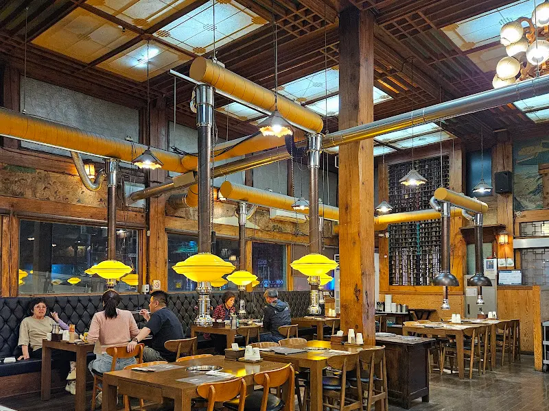 식당 내부 전경