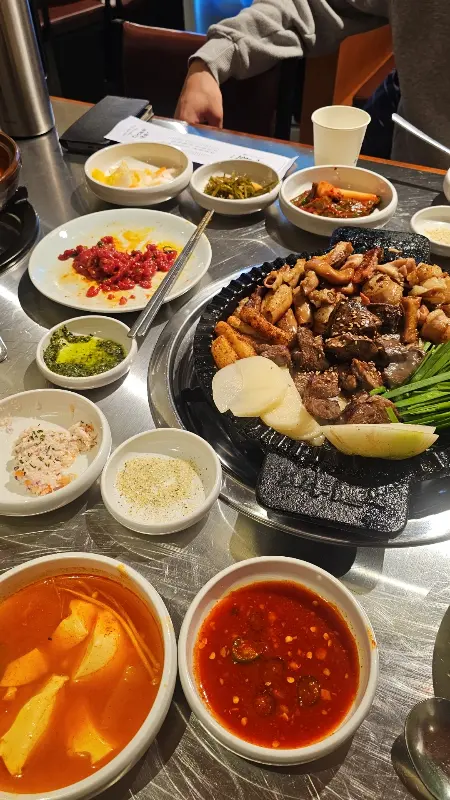 푸짐한 한 상 차림