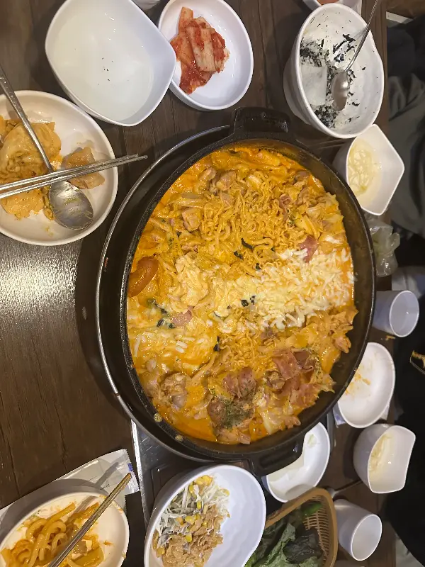 깔끔한 테이블 세팅