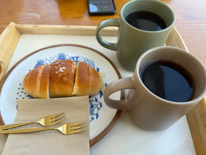 커피와 빵
