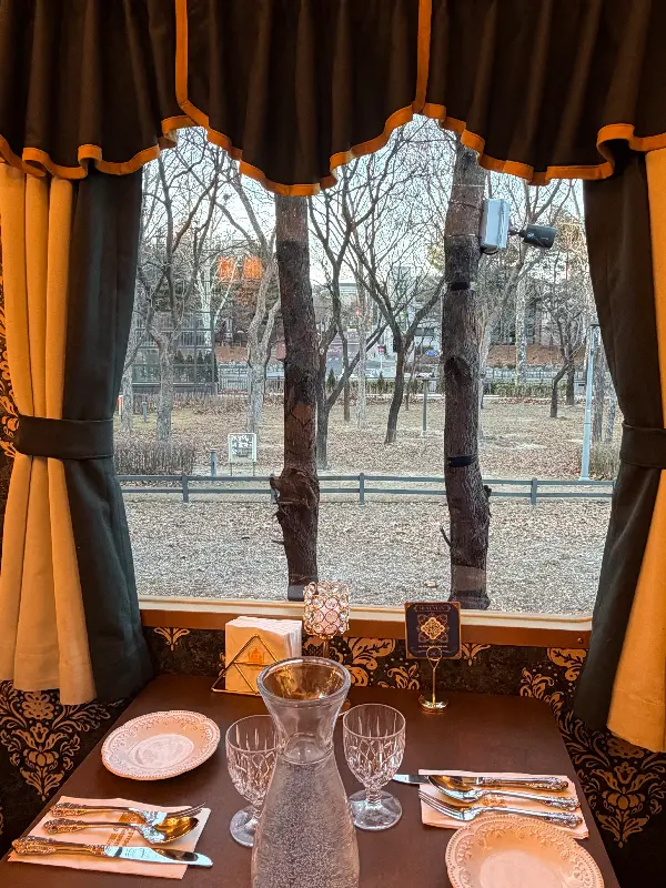 기차 창밖 풍경