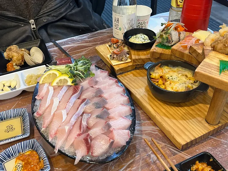 두꺼비횟집 한상차림