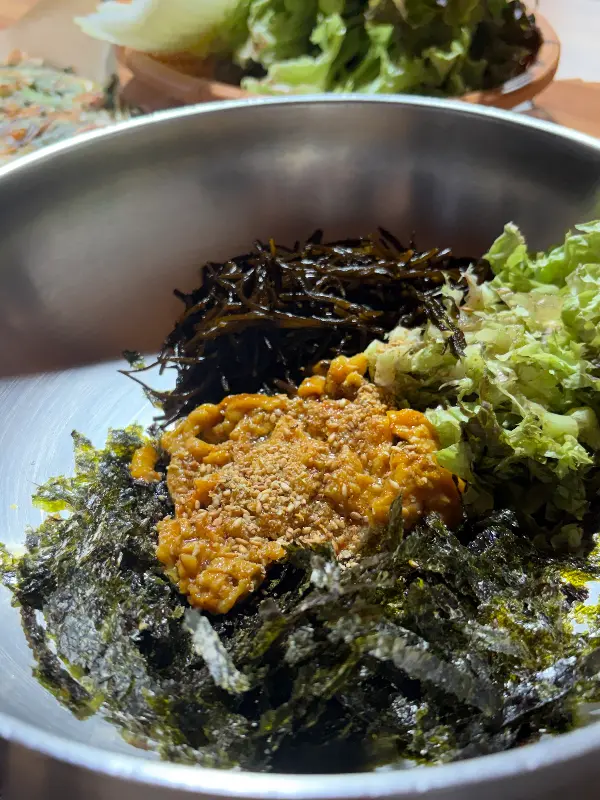 톳멍게비빔밥