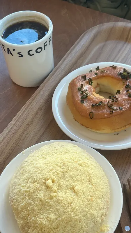 카스테라 베이글과 아메리카노