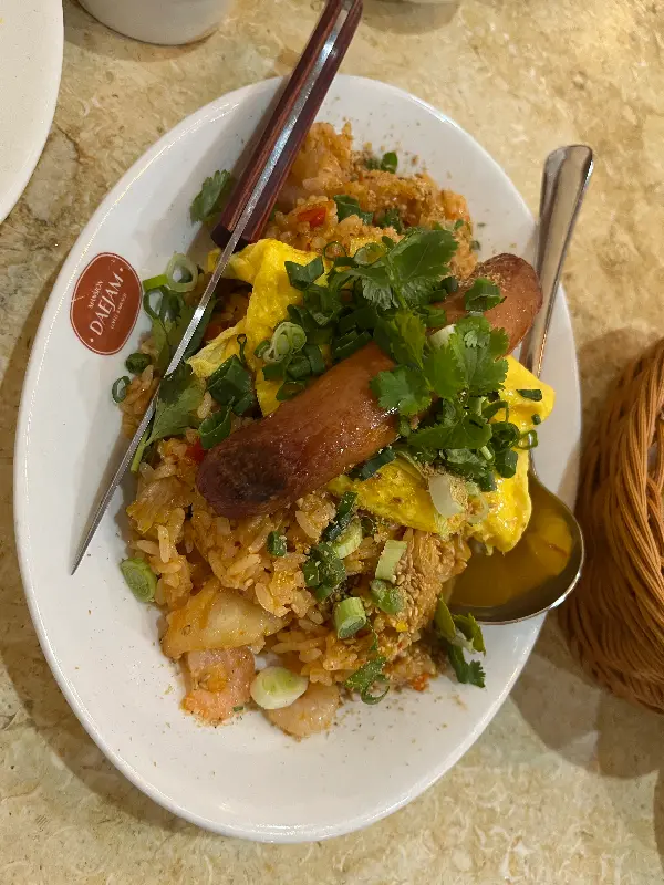 깔끔한 테이블 세팅