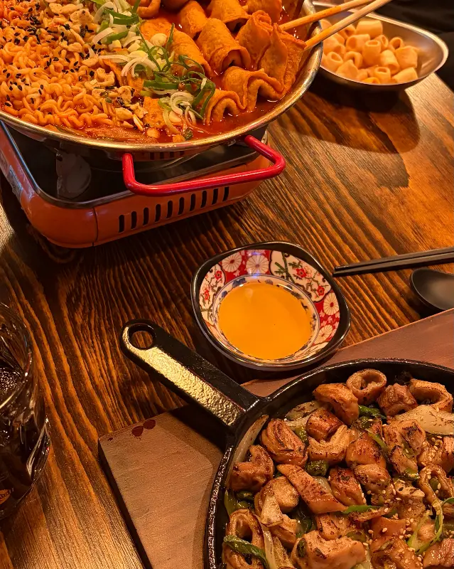 얼큰짬뽕 화산전골과 막창