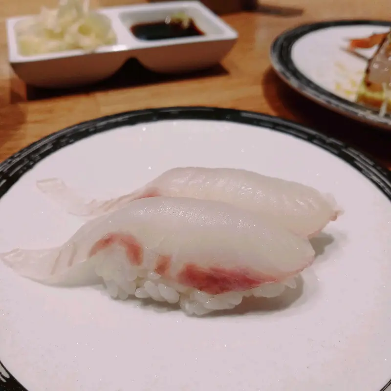 스시텐카이 광어 초밥