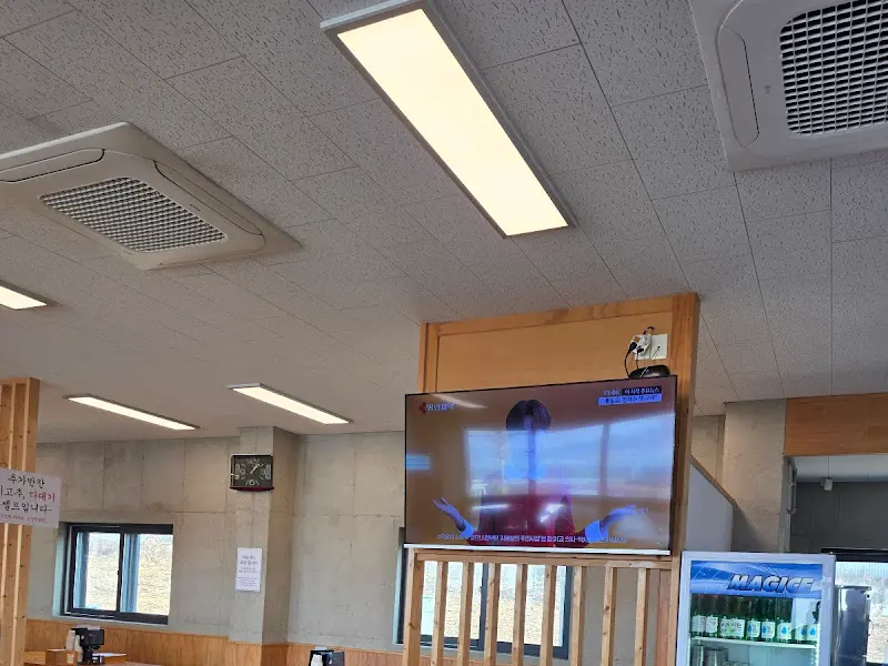 깔끔한 내부 인테리어