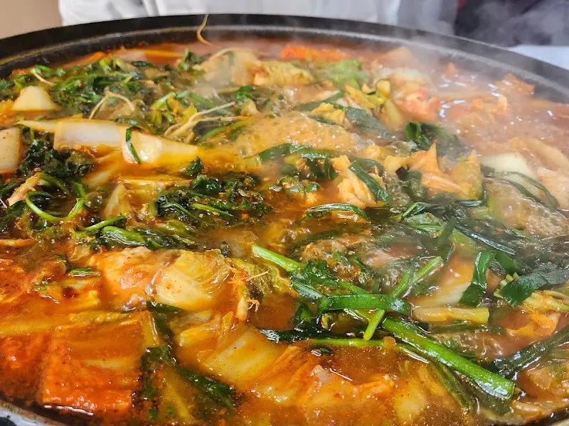 보글보글 끓어가는 물닭갈비