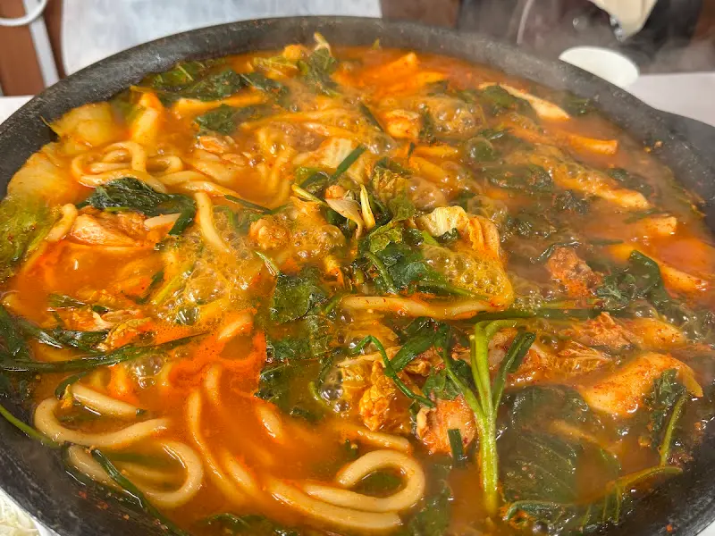 다 익은 물닭갈비의 모습