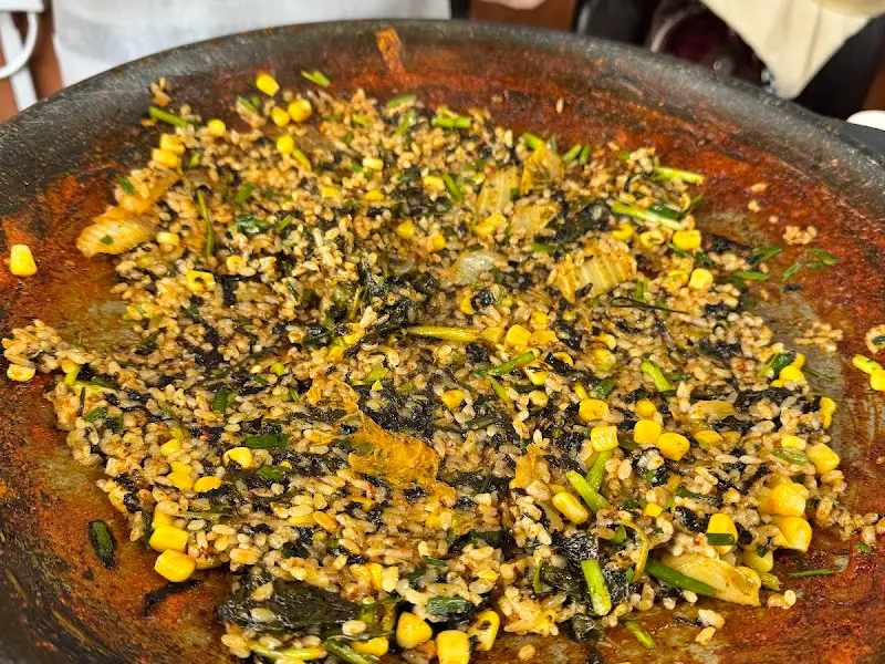 볶음밥의 클로즈업 샷