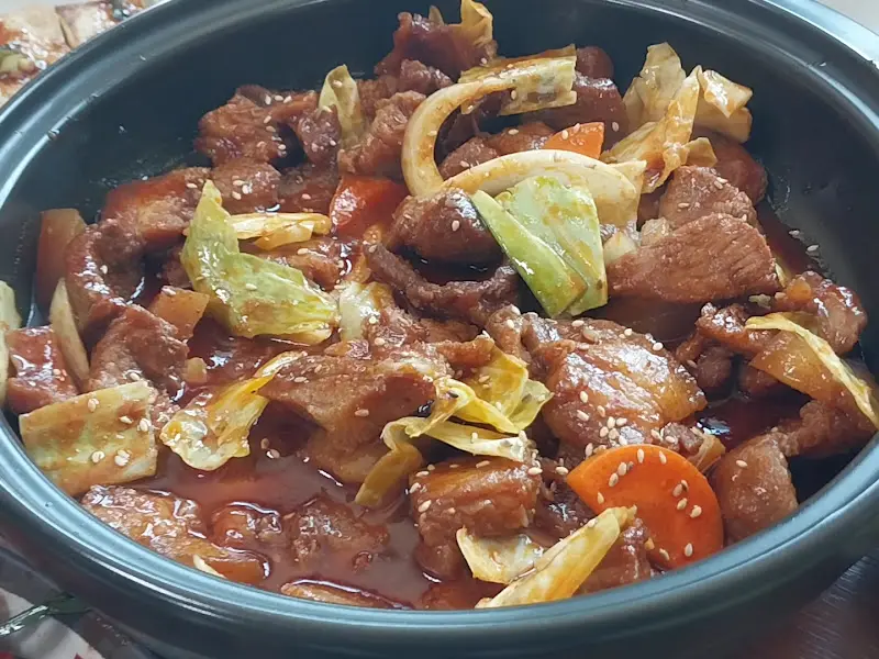 윤기 좔좔 제육볶음