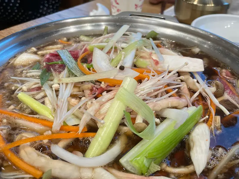 버섯이 듬뿍 들어간 불고기 전골