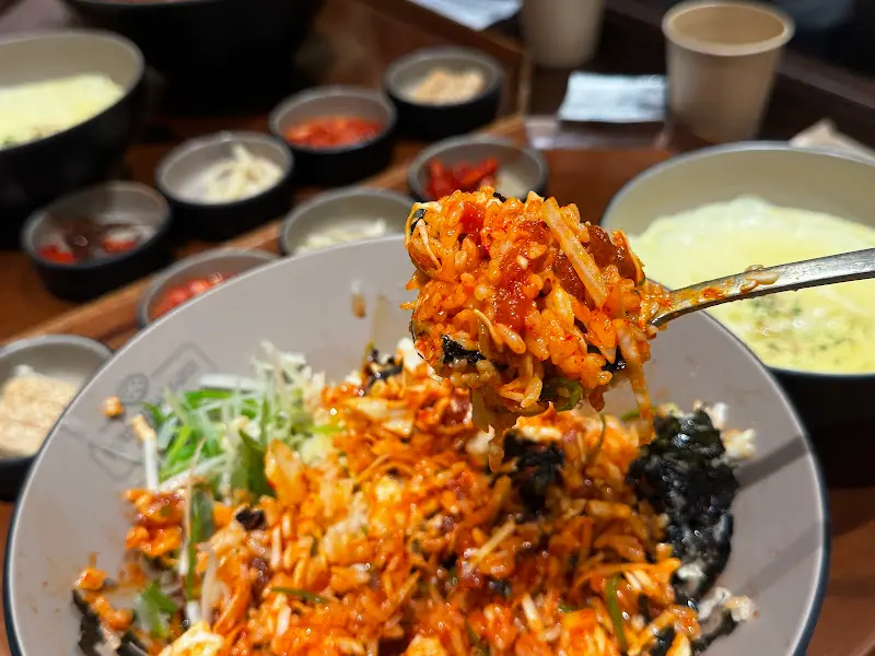 비빔밥 한상차림