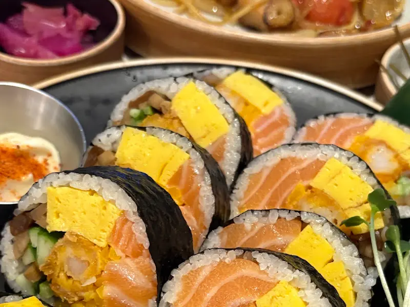 초이다이닝 후토마끼 단면