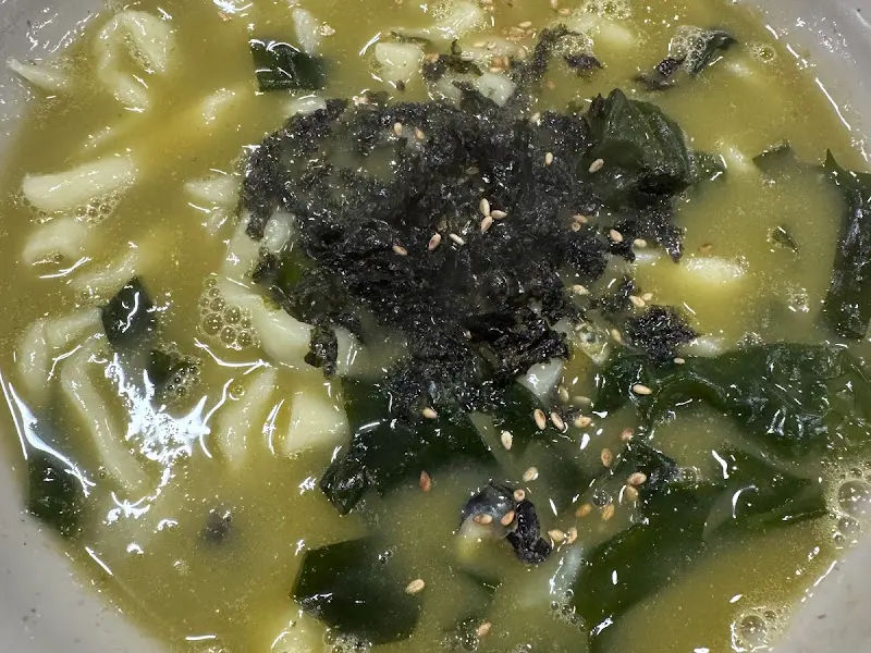 보말칼국수 클로즈업