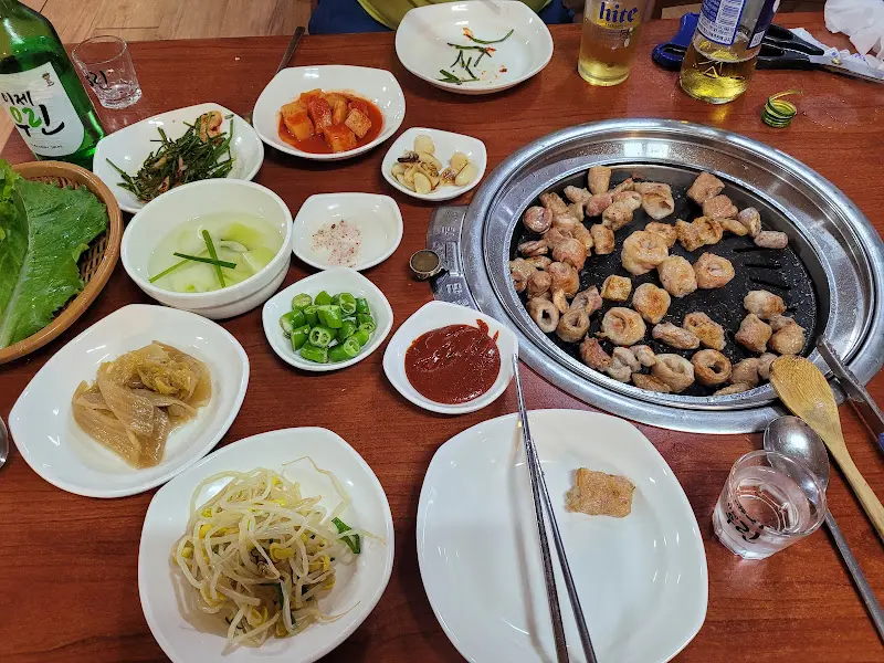 곱창구이 한 상 차림