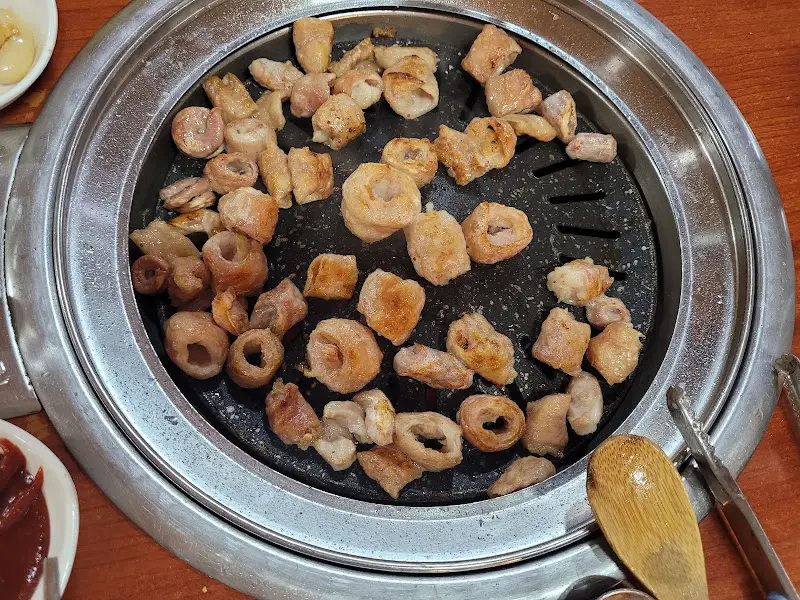 잘 구워진 곱창