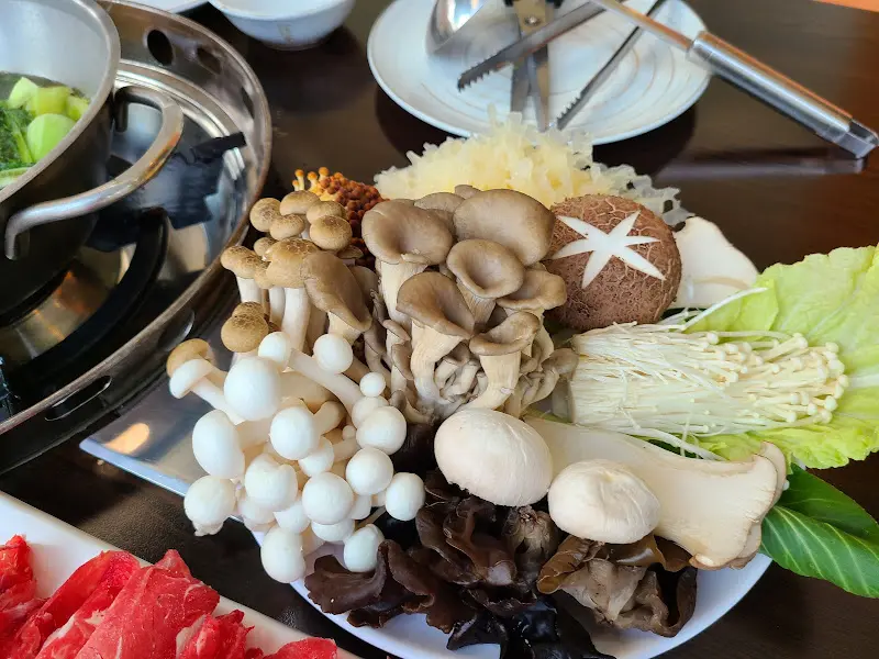 신선한 야채와 버섯 모둠