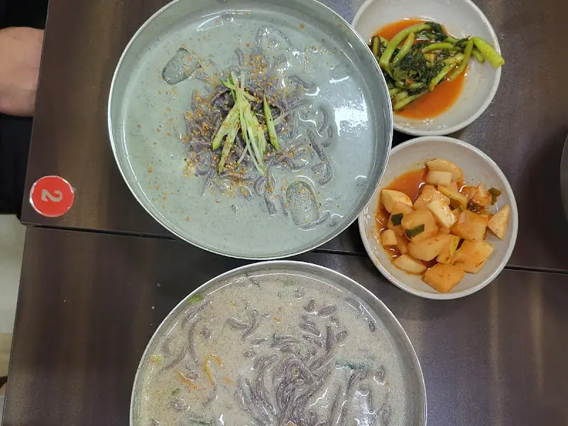 순임이네 손칼국수 콩국수와 김치