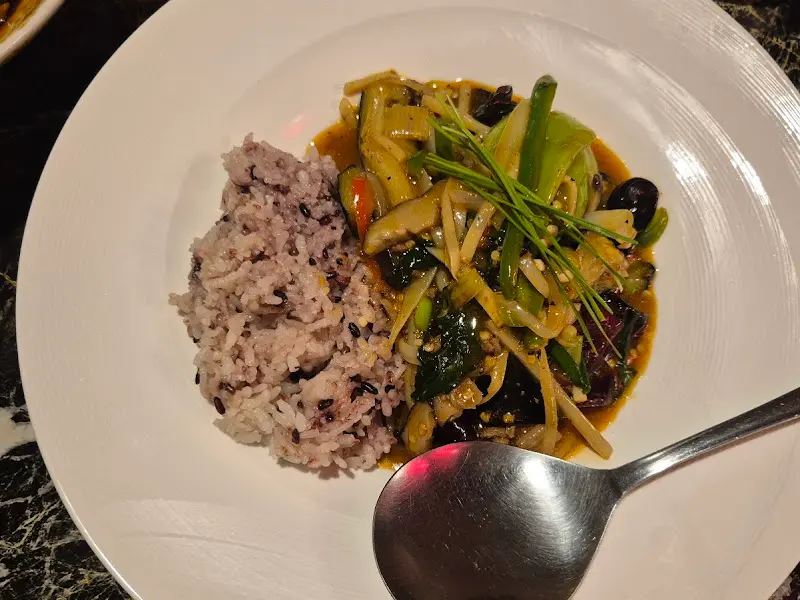 홍탕과육과 흑미밥