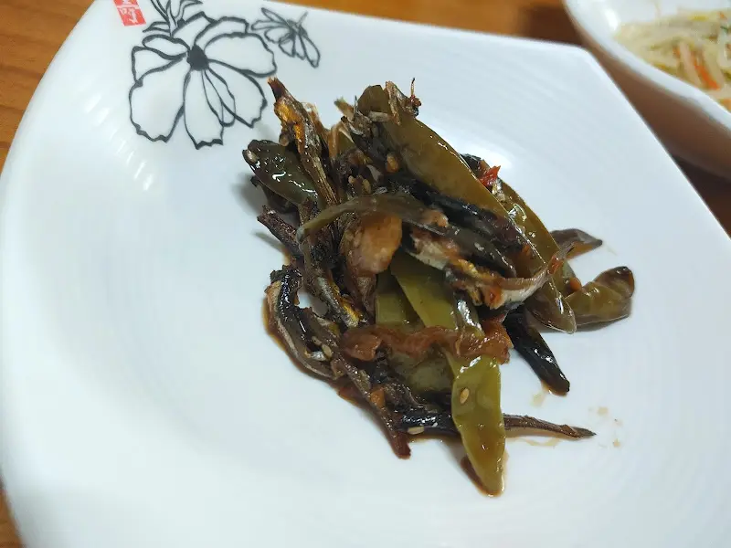 정갈한 밑반찬 - 멸치볶음