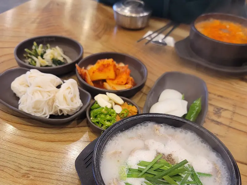 순대국과 밑반찬