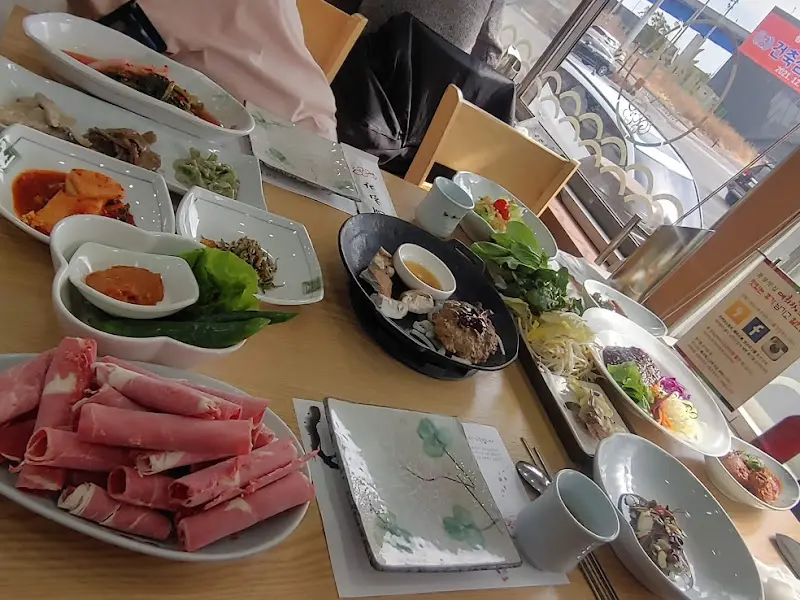 매화정 전체 상차림