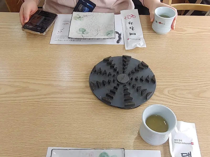 매화정 테이블 세팅