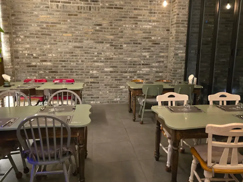 필링스 내부 인테리어