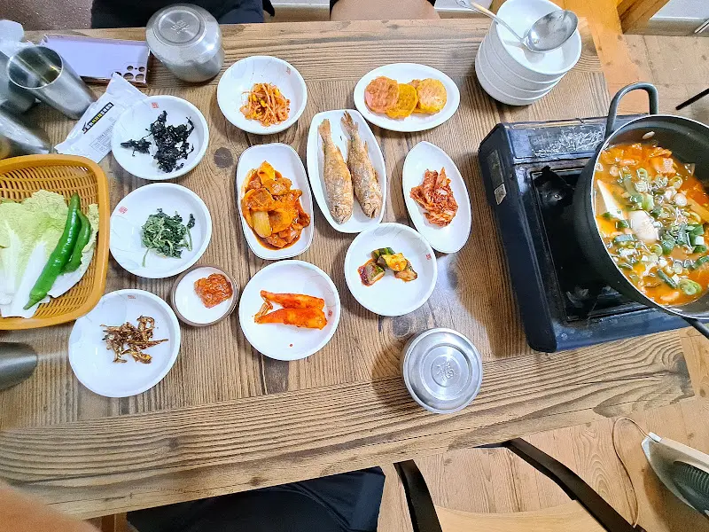 푸짐한 한 상 차림 항공샷